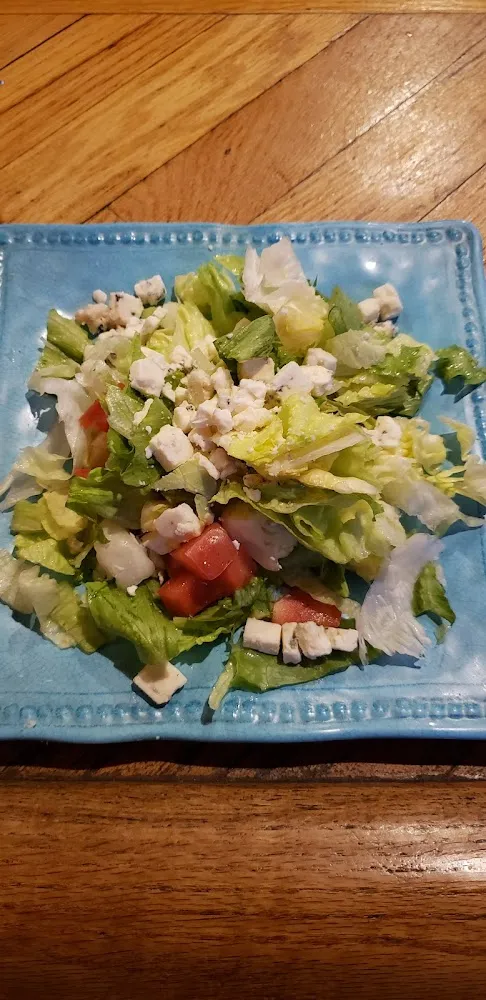 Salad with Crumbled Bleu Cheese